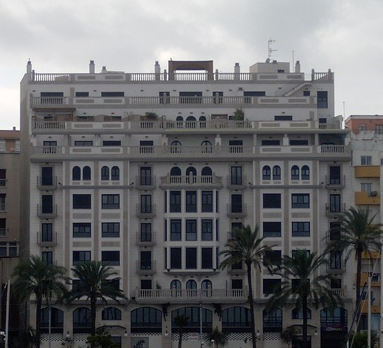 Edificio Atlantes